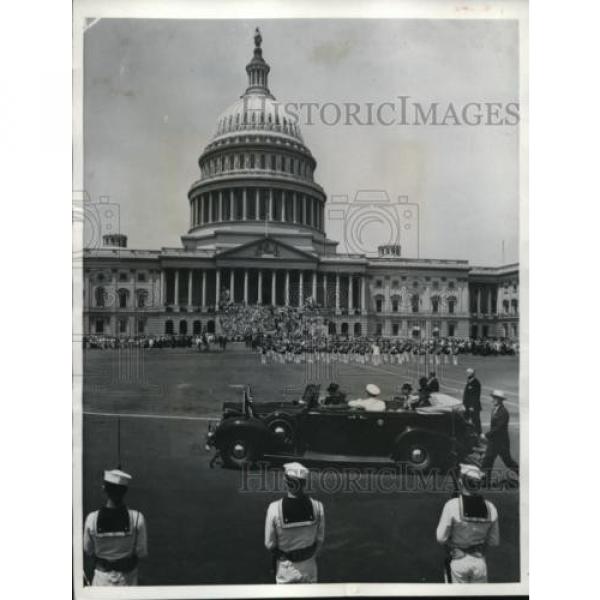 1940 Press Photo Car bearing King George VI &amp; President Roosevelt passing Capito #4 image